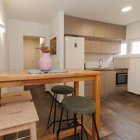 Apartments 23 And 25 With Free Private Parking Zadar Eksteriør billede