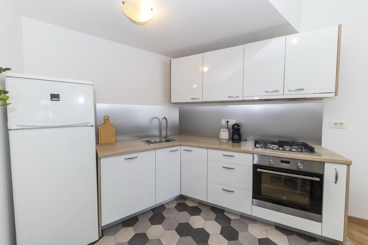 Apartments 23 And 25 With Free Private Parking Zadar Eksteriør billede
