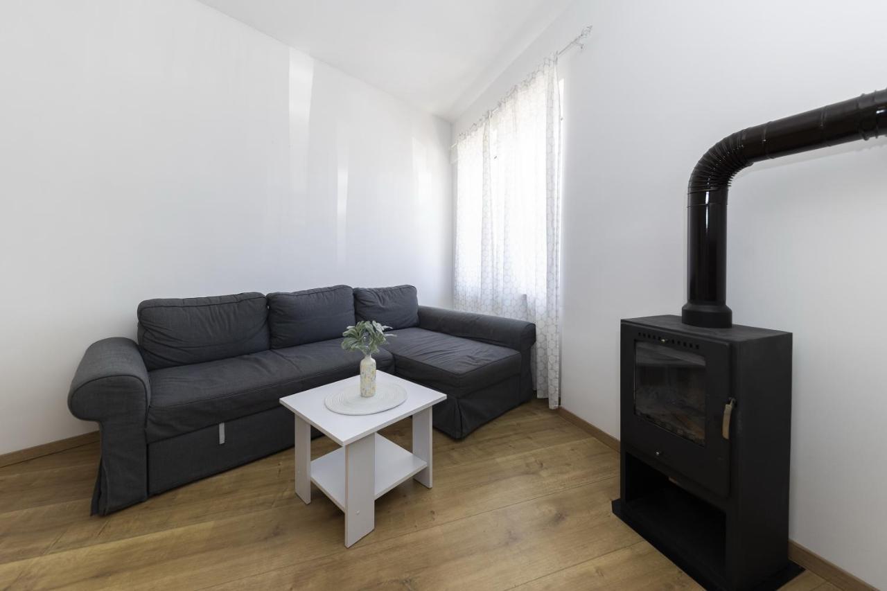 Apartments 23 And 25 With Free Private Parking Zadar Eksteriør billede