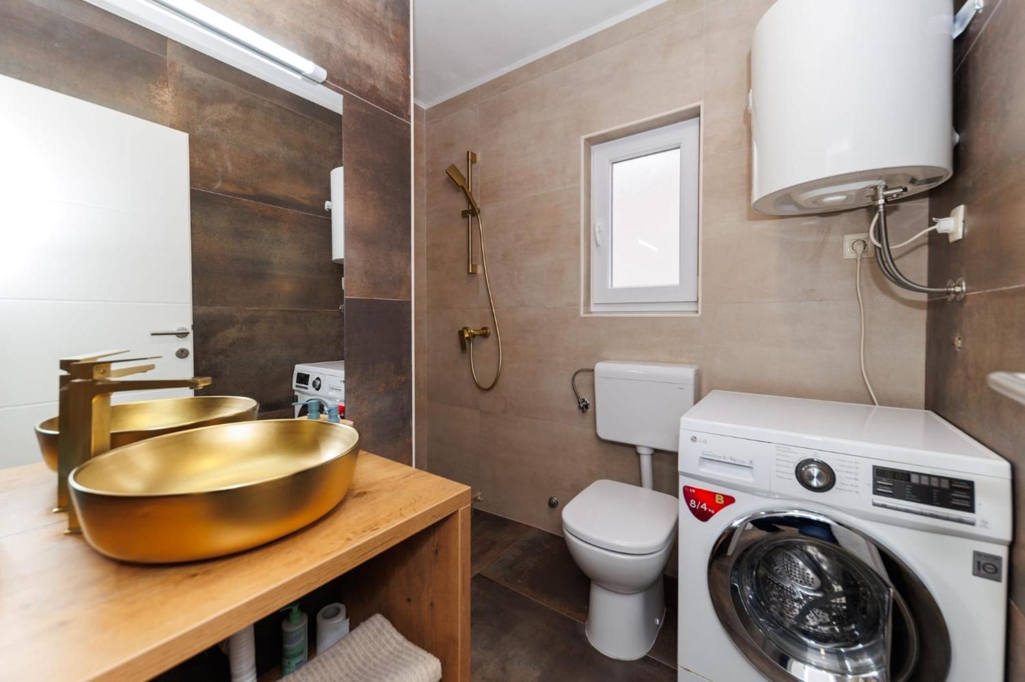 Apartments 23 And 25 With Free Private Parking Zadar Eksteriør billede